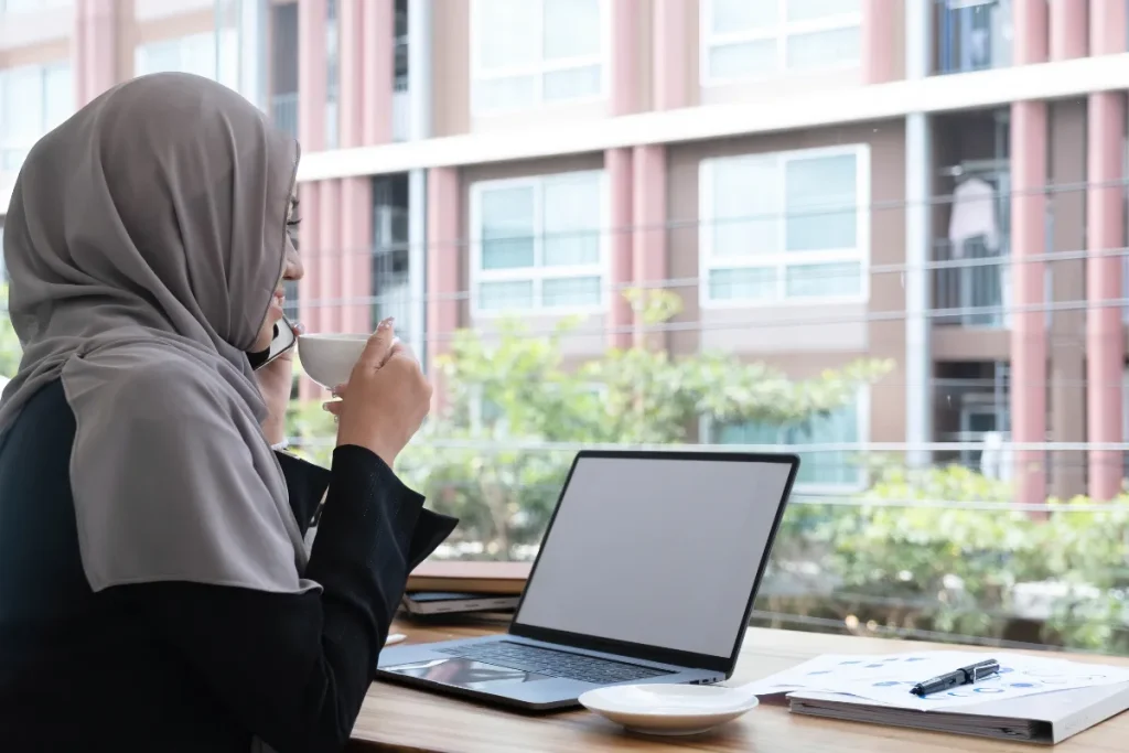 Syarat dan Dokumen Wajib bagi WNI