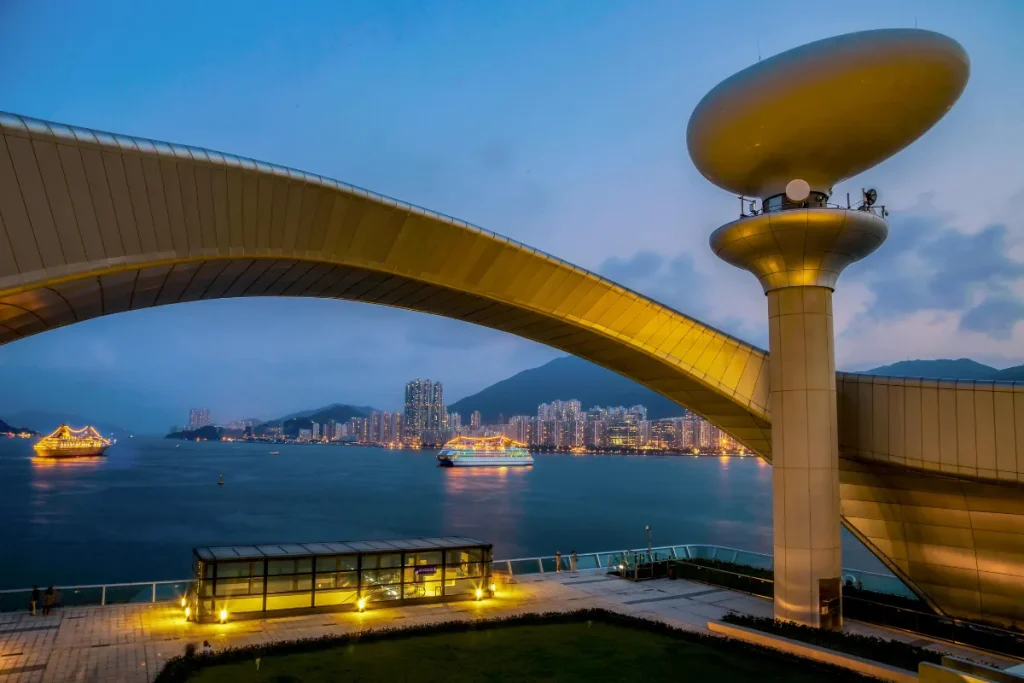 Jenis Pekerjaan WNI yang Legal di Hongkong