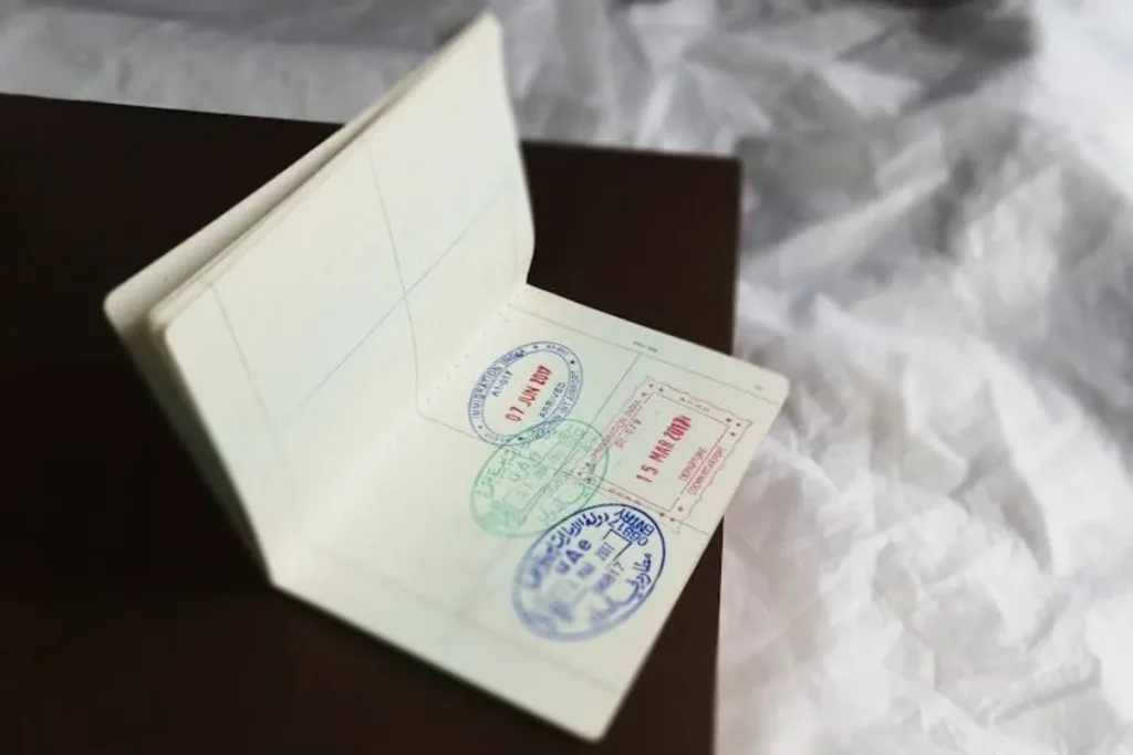 Work Permit adalah